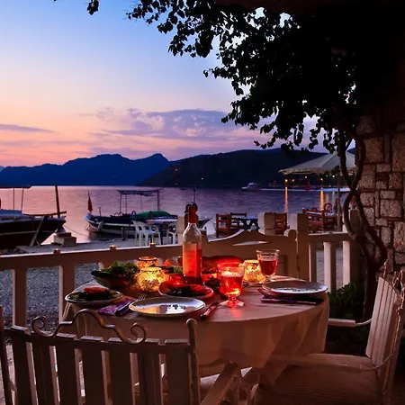 فندق Waterfront مرمريس