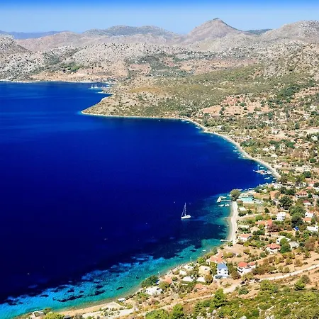 Waterfront فندق
